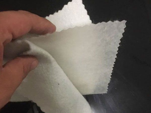 复合土工膜（两布一膜）